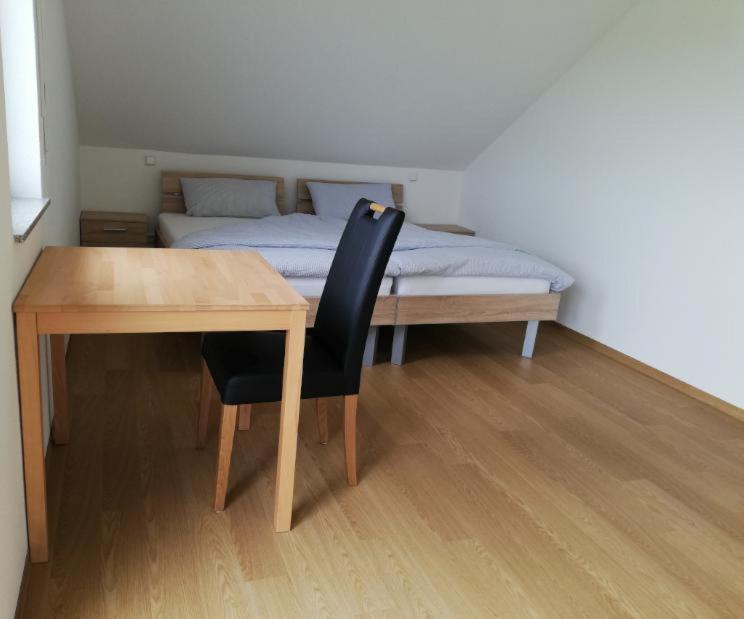 Ferienwohnungen Weishaupt, Pfingstweider Str. 30 Meckenbeuren Eksteriør billede
