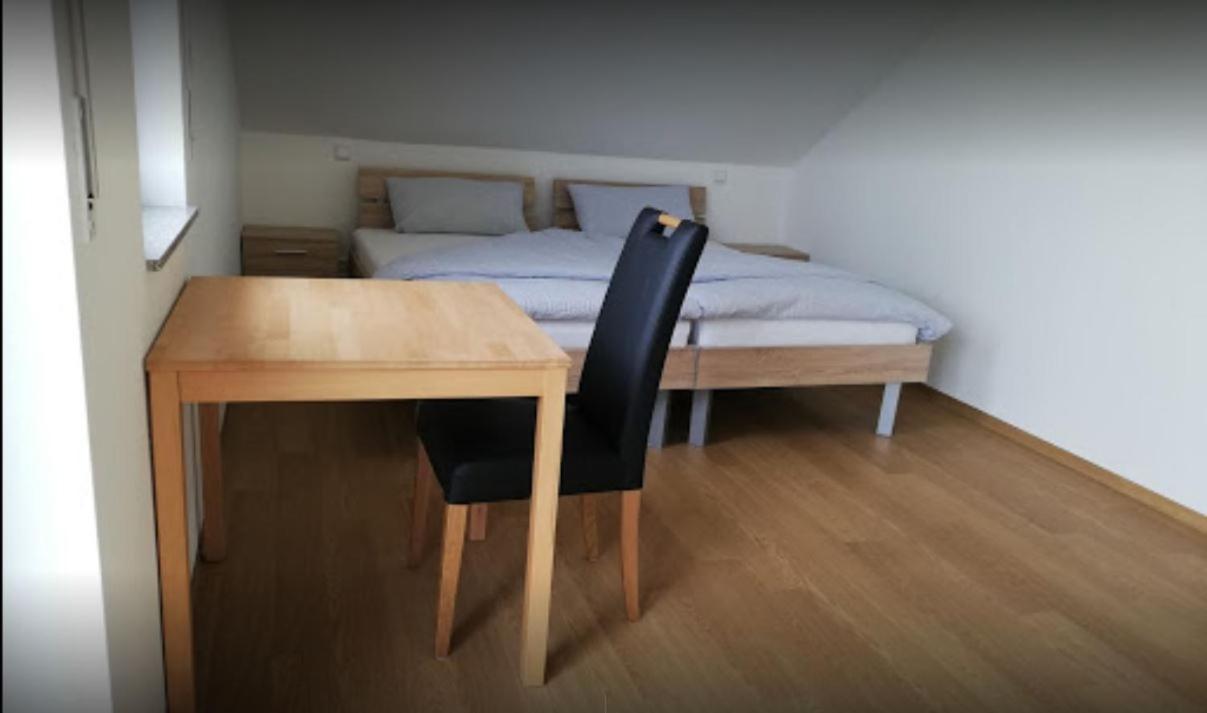 Ferienwohnungen Weishaupt, Pfingstweider Str. 30 Meckenbeuren Eksteriør billede